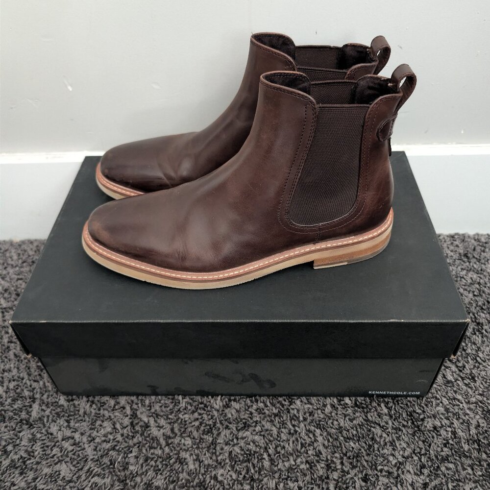 Kenneth Cole Chelsea Boots, size 8.5, but fits 9, 9.5
